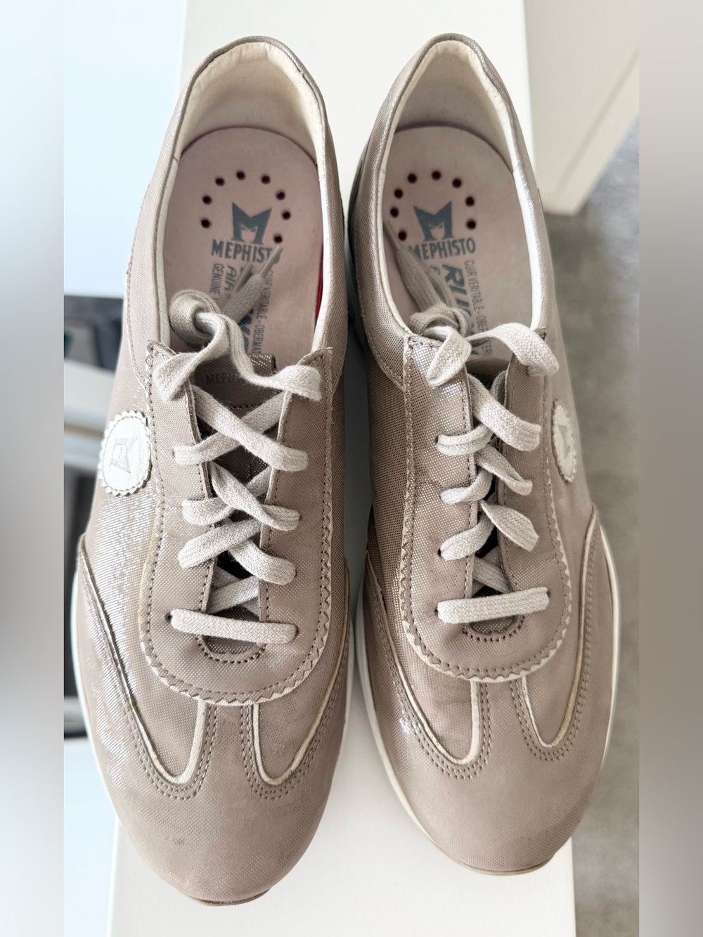 MEPHISTO Yael Gold Metallic Comfort Sneakers - Sz 9.5 Women’s